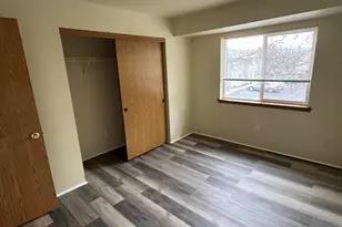 517 Western Ave, Medford, OR 97501 - Photo 8