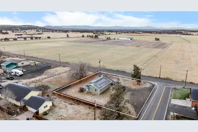 1850 C Avenue, Terrebonne, OR 97760 - Photo 4