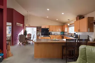 69341 Silver Spur, Sisters, OR 97759 - Photo 8