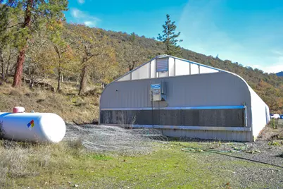 1379 Humbug Creek Road, Jacksonville, OR 97530 - Photo 18