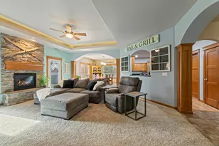 3864 Crystal Springs Dr, Medford, OR 97504 - Photo 10