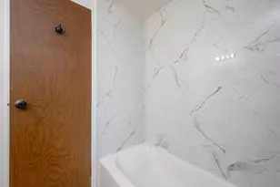 19760 Mahogany St, Bend, OR 97702 - Photo 10