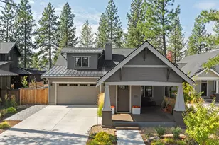 1185 NW Singleton Pl, Bend, OR 97703 - Photo 2