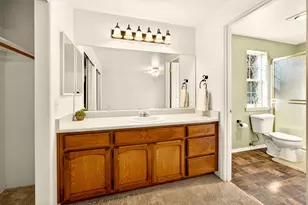 577 C St, Phoenix, OR 97535 - Photo 28