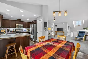 63348 Lamoine Ln, Bend, OR 97701 - Photo 8