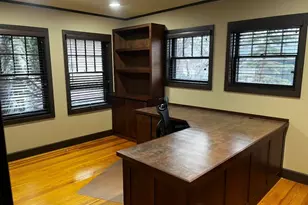 725 NW Broadway St, Bend, OR 97703 - Photo 12