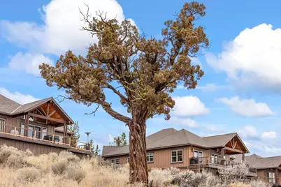 360 Vista Rim Drive, Redmond, OR 97756 - Photo 52