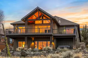 360 Vista Rim Dr, Redmond, OR 97756 - Photo 2