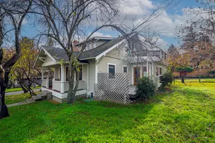 126 Nursery St, Ashland, OR 97520 - Photo 2