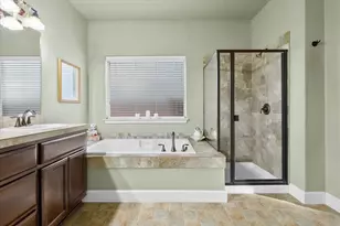 21281 Bellflower Pl, Bend, OR 97702 - Photo 18