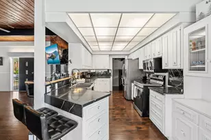 2400 Rogue River Hwy, Gold Hill, OR 97525 - Photo 12