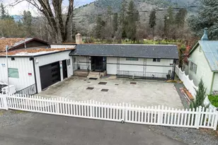 2400 Rogue River Hwy, Gold Hill, OR 97525 - Photo 32