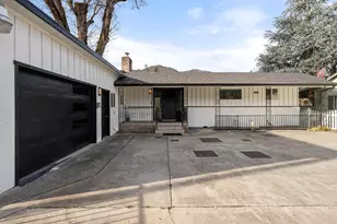 2400 Rogue River Hwy, Gold Hill, OR 97525 - Photo 8