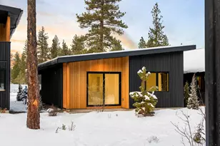 601 W Seedling Ln, Sisters, OR 97759 - Photo 2