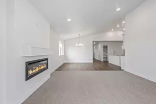 440 NW Monte Vis Ave, Madras, OR 97741 - Photo 6