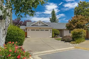 2206 Egret Ct, Grants Pass, OR 97526 - Photo 48
