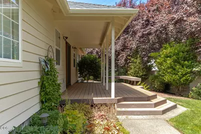 2206 Egret Court, Grants Pass, OR 97526 - Photo 36