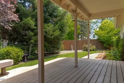 2206 Egret Court, Grants Pass, OR 97526 - Photo 34