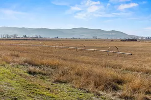 8306 Homedale Rd, Klamath Falls, OR 97603 - Photo 8