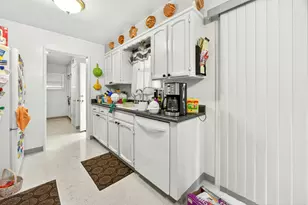 709 Lawnsdale Rd, Medford, OR 97504 - Photo 18