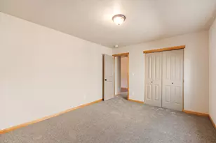 722 NE Redwood Ave, Redmond, OR 97756 - Photo 14