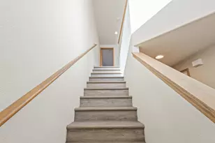 1464 SW 16th St, Redmond, OR 97756 - Photo 18