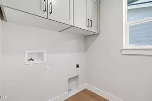 60857 SE Barstow Pl, Bend, OR 97702 - Photo 12