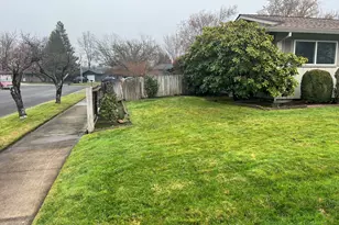 2284 Jubilant Ave, Medford, OR 97504 - Photo 40