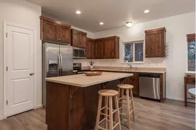 16499 Betty Drive, La Pine, OR 97739 - Photo 12