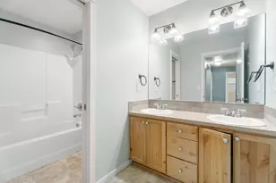 660 NW Greenwood Loop, Redmond, OR 97756 - Photo 24