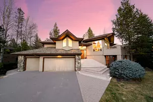 58010 Mulligan Ln, Sunriver, OR 97707 - Photo 2