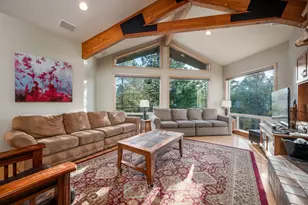 58010 Mulligan Ln, Sunriver, OR 97707 - Photo 6