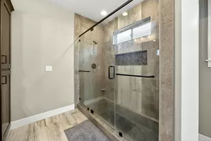 3691 Camina Dr, Medford, OR 97504 - Photo 36