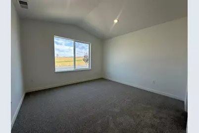 621 NE Arnold Street #174, Madras, OR 97741 - Photo 6