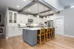 20382 Penhollow Ln, Bend, OR 97702 - Photo 12