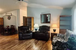 633 E Archwood Dr, Eagle Point, OR 97524 - Photo 10