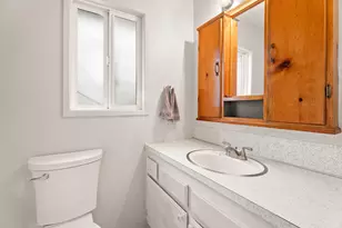 533 NW 7th St, Redmond, OR 97756 - Photo 20