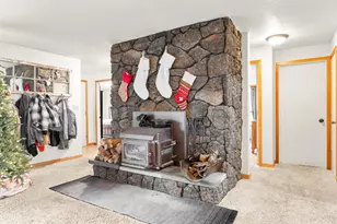 533 NW 7th St, Redmond, OR 97756 - Photo 10