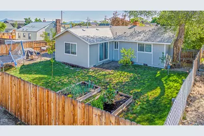 533 NW 7th Street, Redmond, OR 97756 - Photo 4