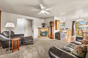 1250 Diamond St, Medford, OR 97501 - Photo 8