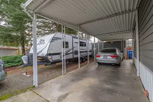 1113 Lee Roze Ln, Grants Pass, OR 97527 - Photo 26