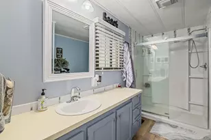 1113 Lee Roze Ln, Grants Pass, OR 97527 - Photo 16