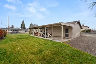 2009 Grandview Ave, Medford, OR 97504 - Photo 18