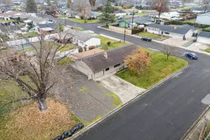 2009 Grandview Ave, Medford, OR 97504 - Photo 24