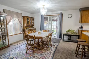 125 Meadow View Dr, Phoenix, OR 97535 - Photo 10