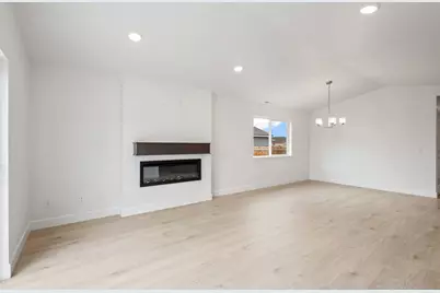 443 NW Monte Vista Avenue #120, Madras, OR 97741 - Photo 16