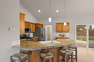 20292 Halfway Rd, Bend, OR 97703 - Photo 16