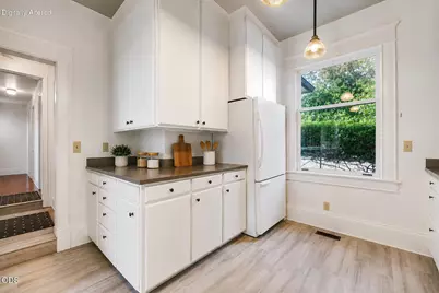 451 N Main Street, Ashland, OR 97520 - Photo 14