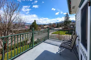 451 N Main St, Ashland, OR 97520 - Photo 28
