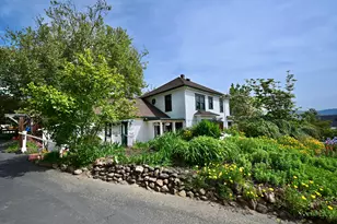 451 N Main St, Ashland, OR 97520 - Photo 62